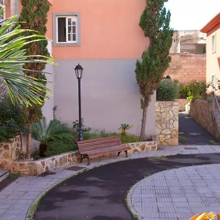 Coco *